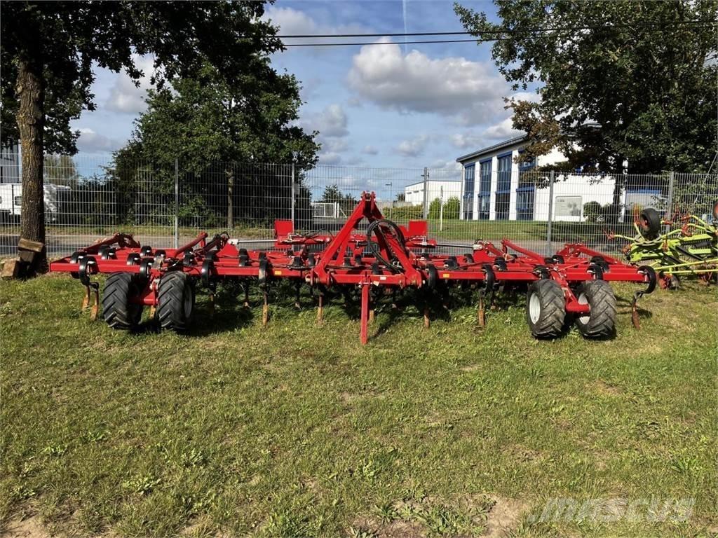 Horsch Finer 7 SL 中耕管理機