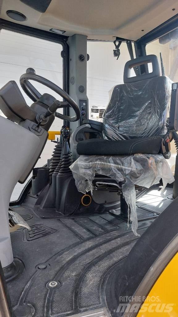 JCB 3 CX Plus 反鏟裝載機
