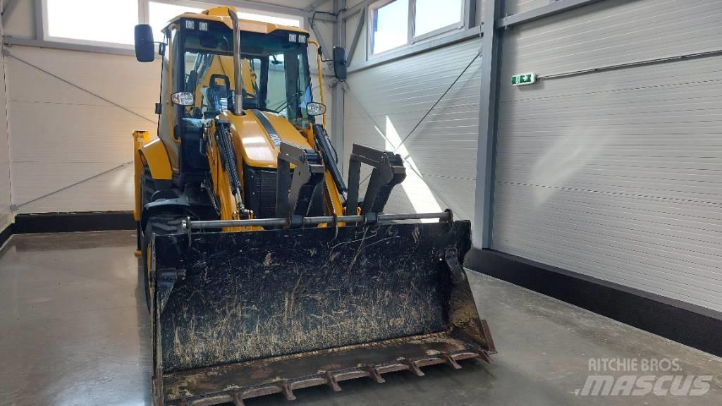 JCB 3 CX Plus 反鏟裝載機
