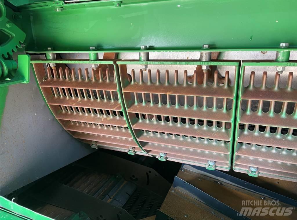 John Deere S 680 聯合收穫機