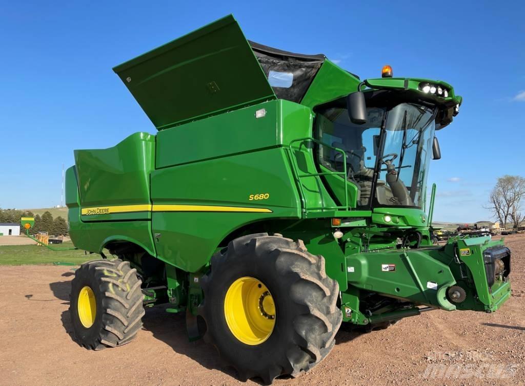 John Deere S 680 聯合收穫機