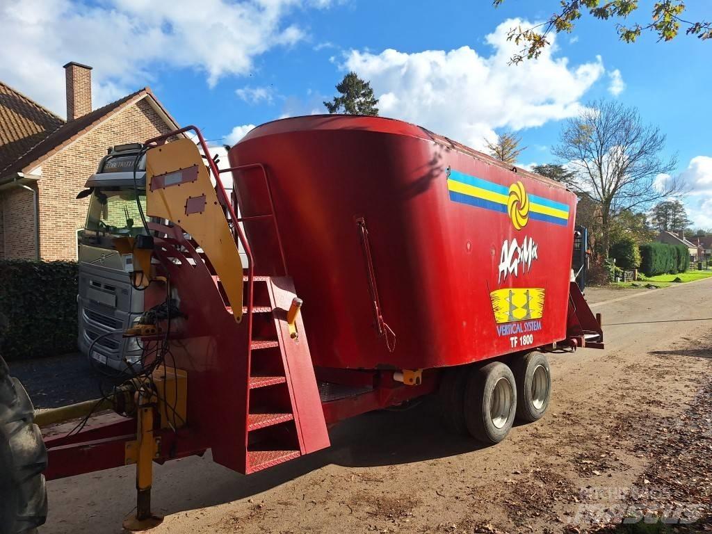  Agrimix TF 1800 混合餵料機