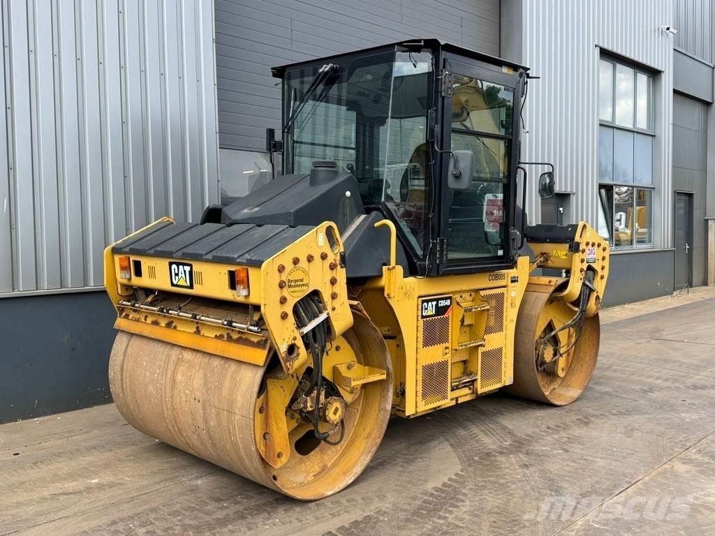 CAT CD54B 雙輪滾壓機