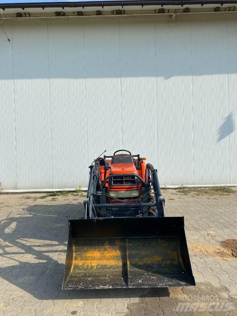 Kubota GT5+tur 小型曳引機