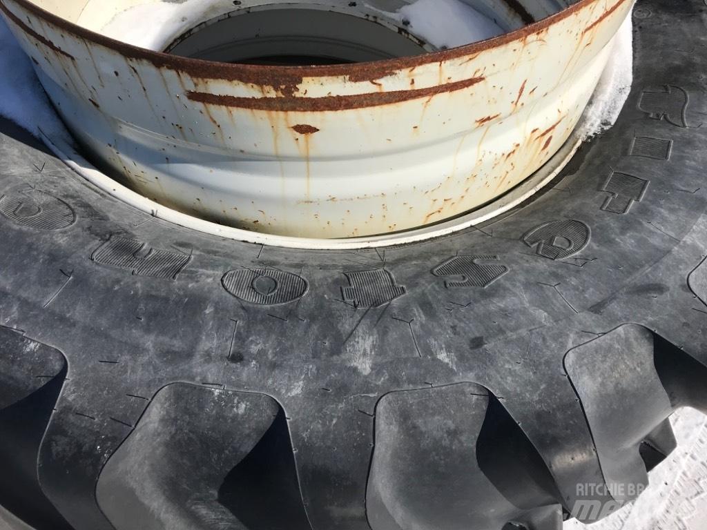 Firestone 620/70R42 輪胎、車輪和輪圈