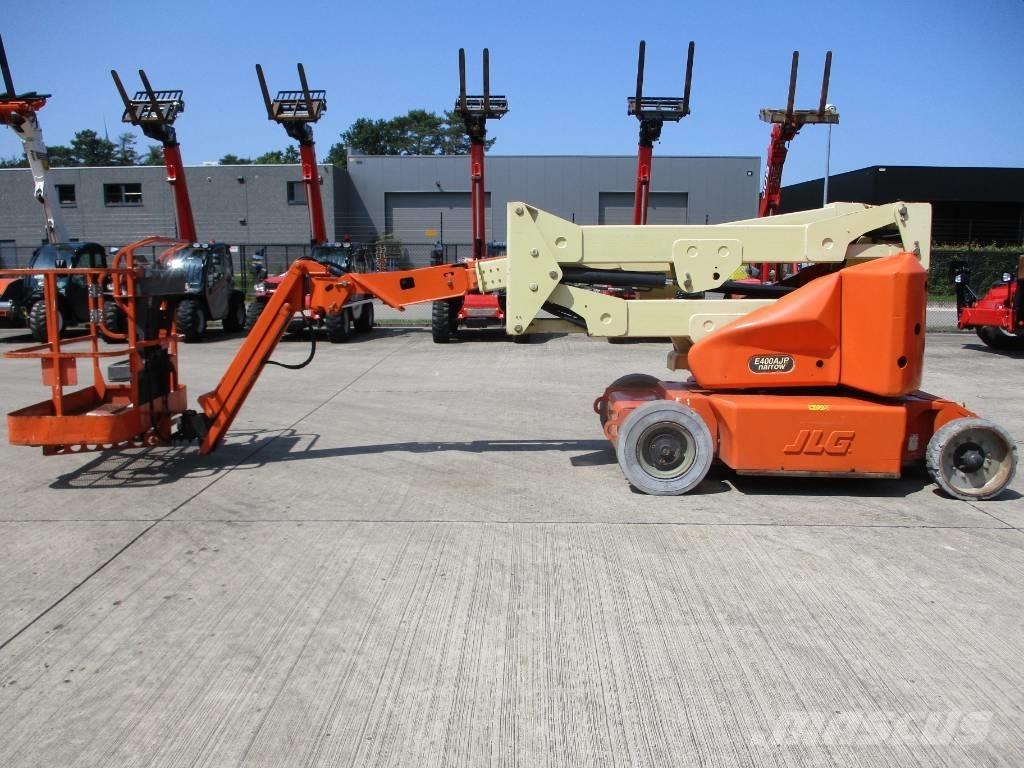 JLG E 400 AJPN (146) 緊湊型自走式伸縮臂式升降機
