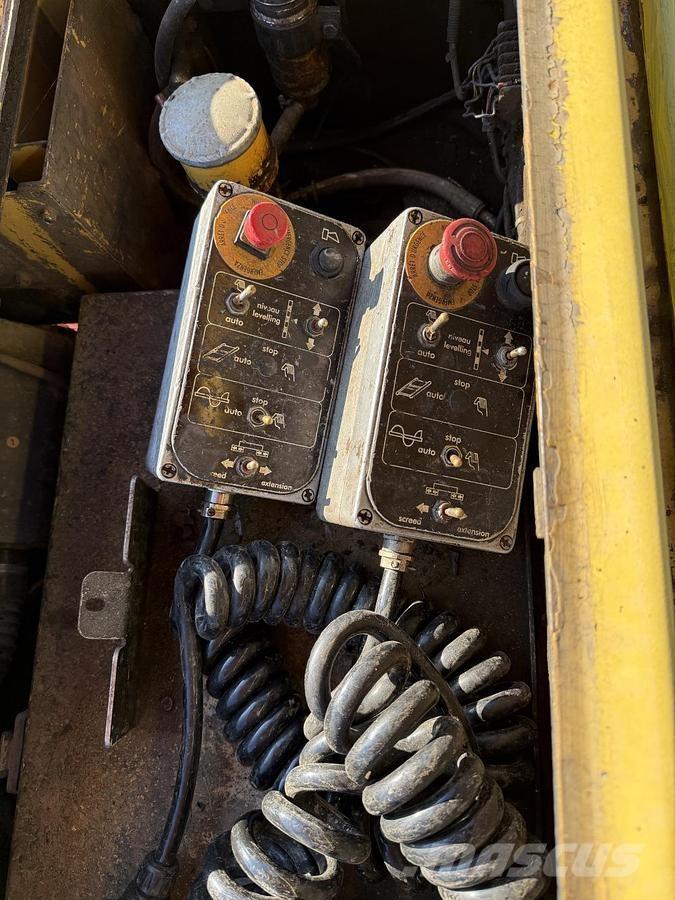 Dynapac F 121 6W 瀝青攤舖機/鋪路機