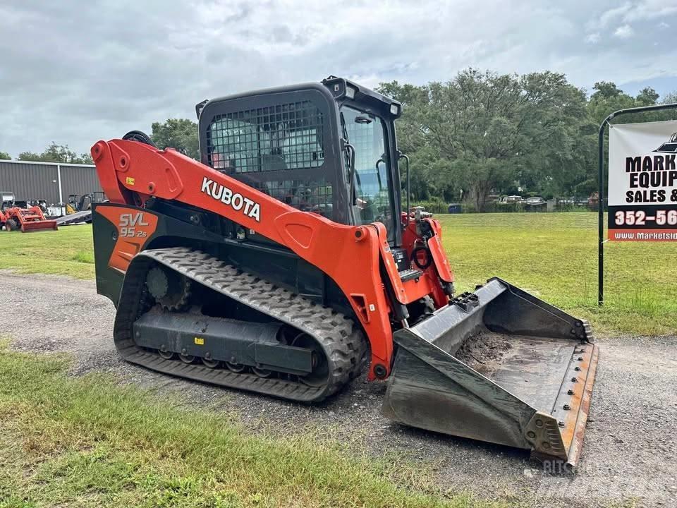 Kubota SVL 95-2 S 滑移轉向裝載機