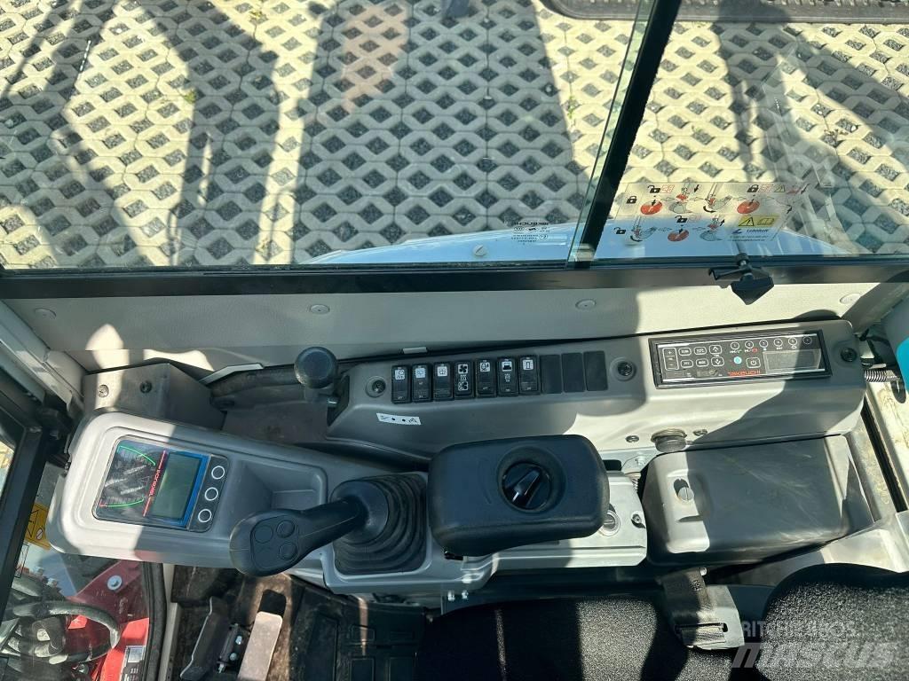 Takeuchi TB325R V1 小型挖土機/掘鑿機<7t(小型挖掘機)