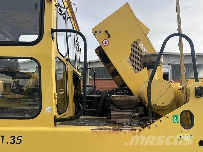 Corinsa CCR 2135 膠輪滾壓機