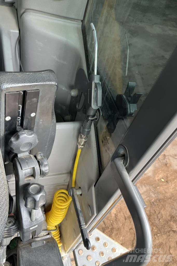 Volvo EC 300 EL 履帶式 挖土機/掘鑿機/挖掘機