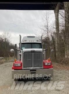 Western Star 4900 EX 曳引機組件