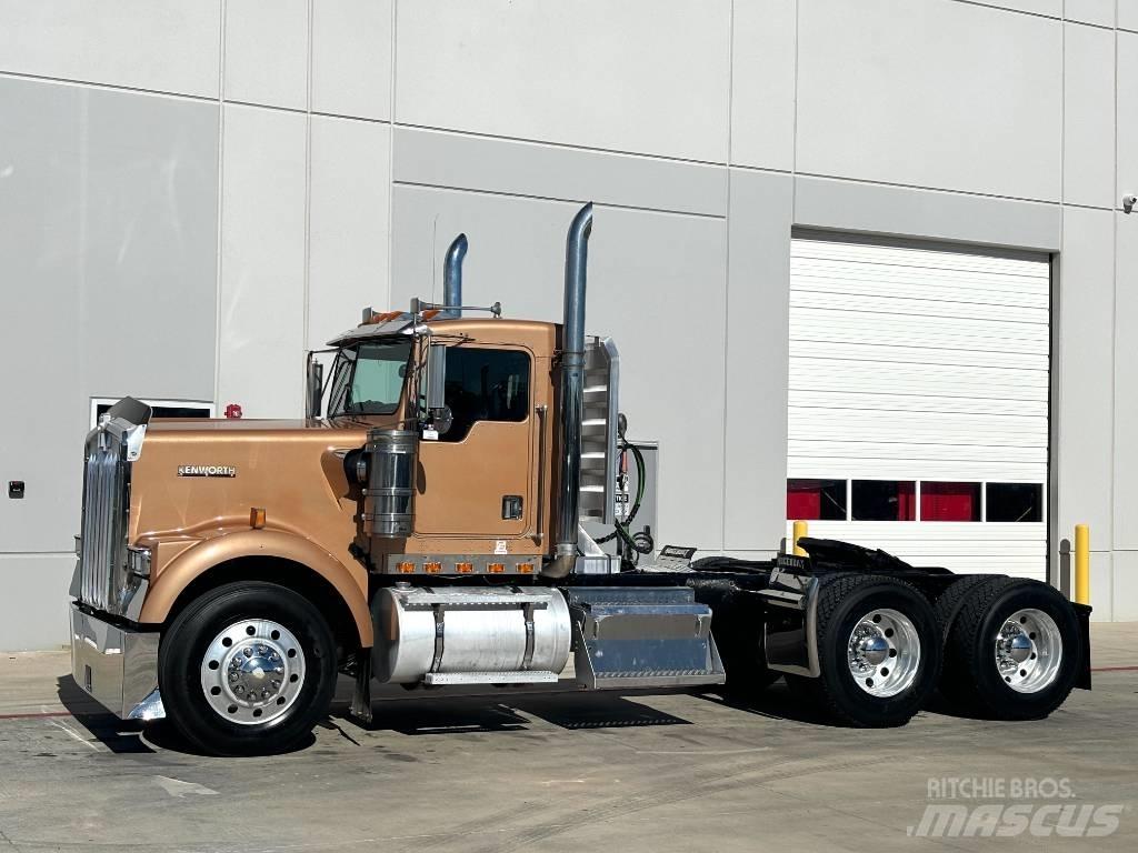 Kenworth W 900 曳引機組件