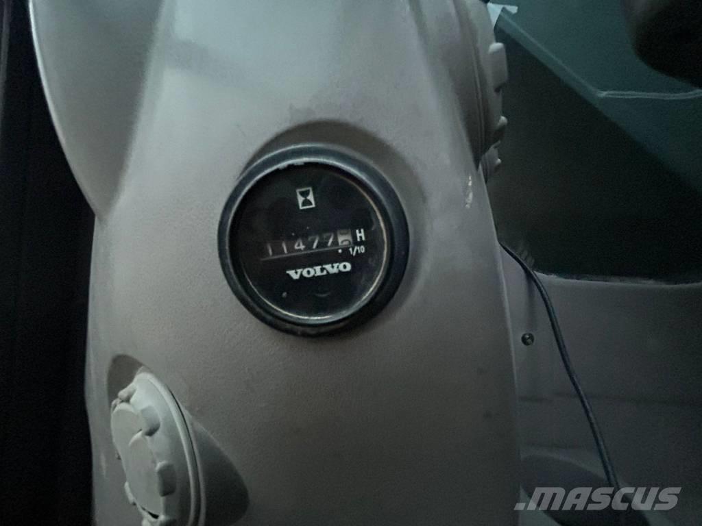 Volvo ECR 235 履帶式 挖土機/掘鑿機/挖掘機