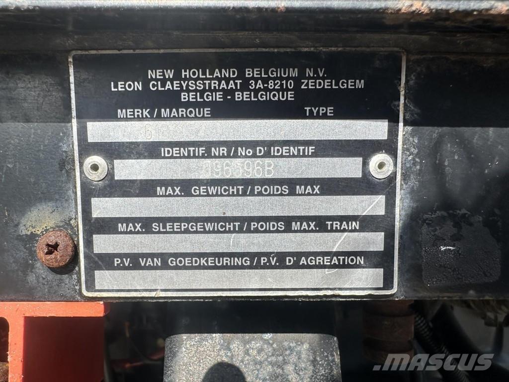 New Holland TS 90 曳引機