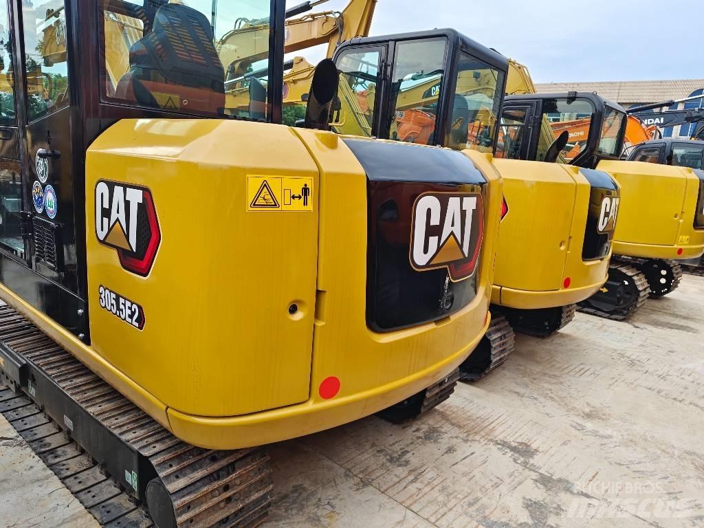 CAT 305.5 E2 小型挖土機/掘鑿機<7t(小型挖掘機)