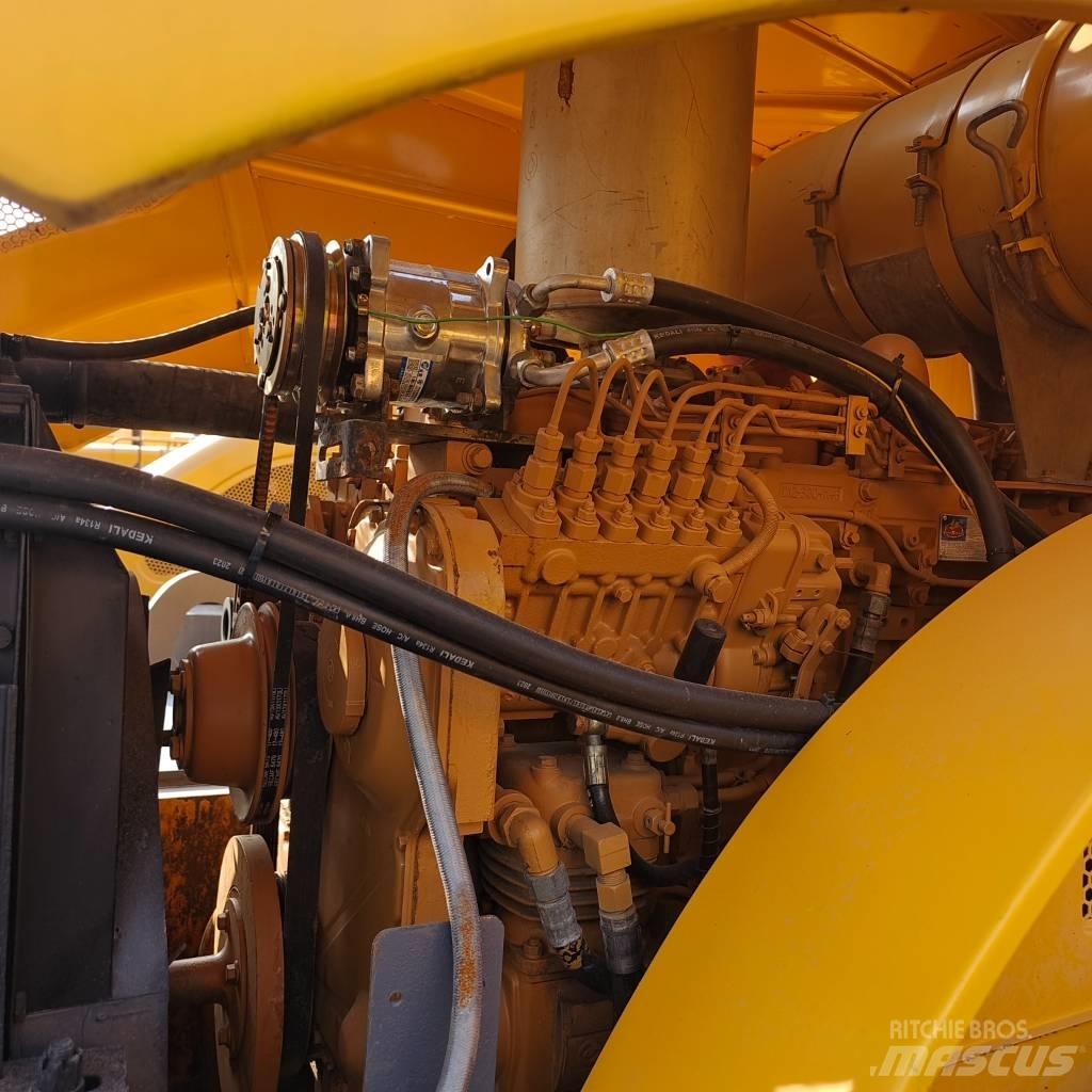 XCMG XS223J 單輪滾壓機