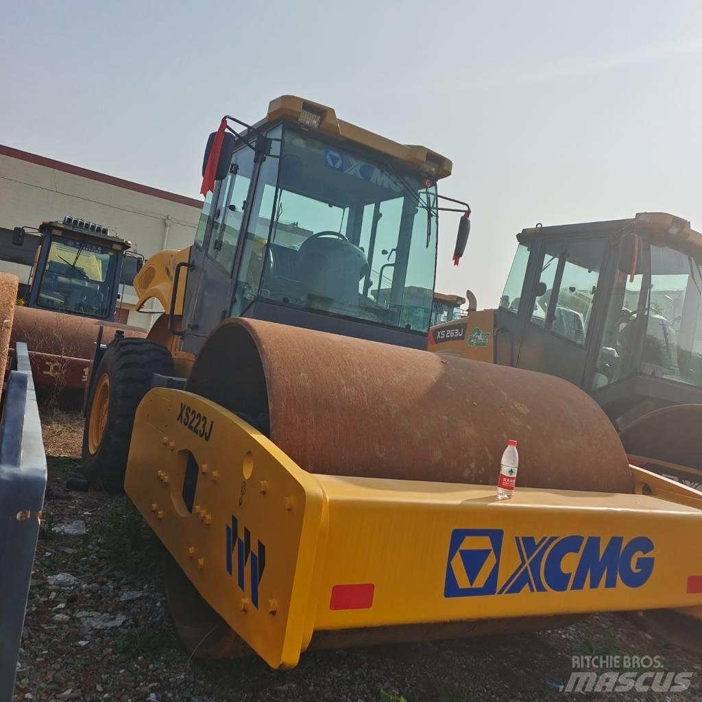 XCMG XS223J 單輪滾壓機