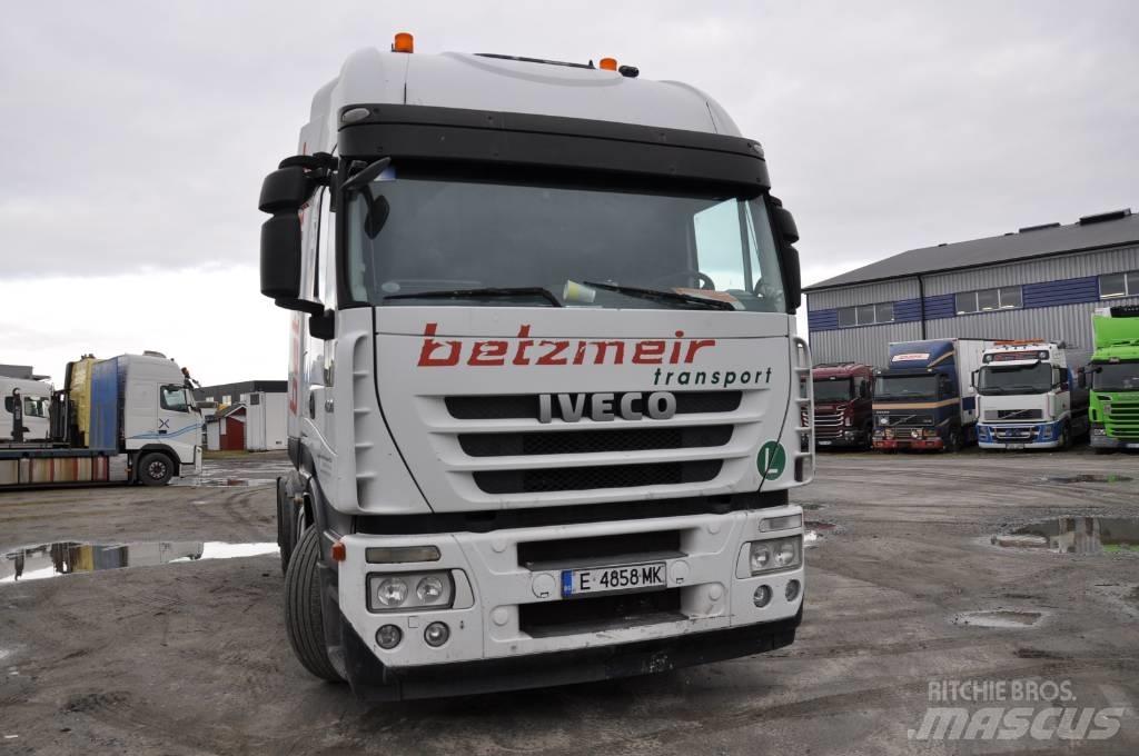 Iveco AS 440 S45 6X2 曳引機組件