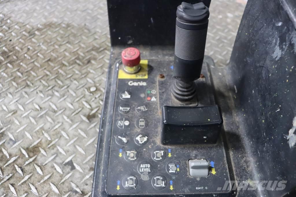 Genie GS2668RT 剪式升降機