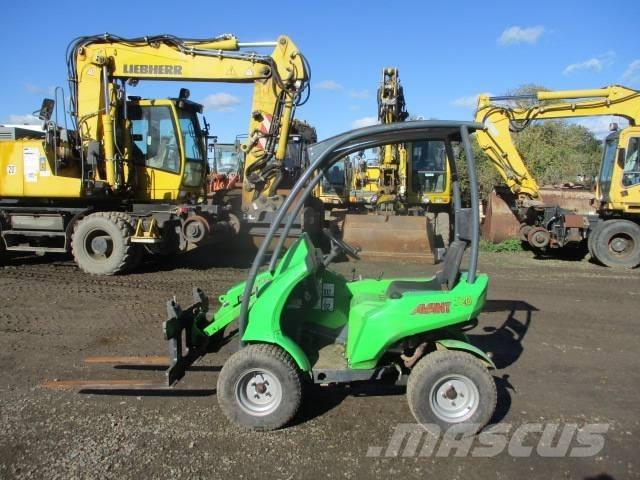 Avant 220 225 小型裝載機
