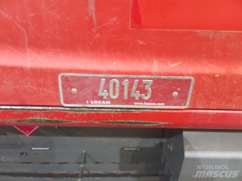 Manitou MT 1840 ST3B 伸縮臂操作車