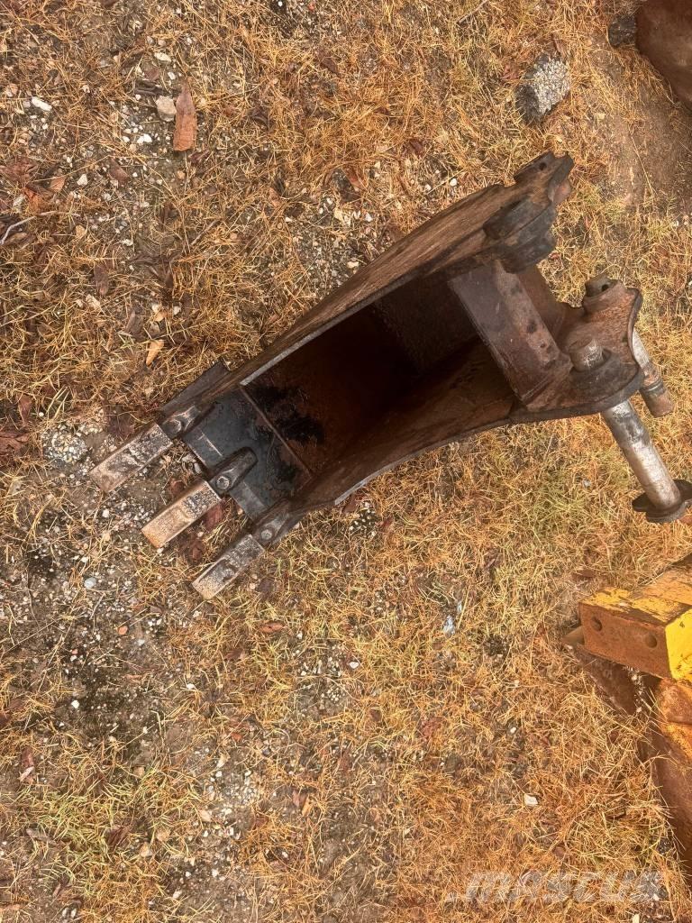 CAT 304 E CR 履帶式 挖土機/掘鑿機/挖掘機