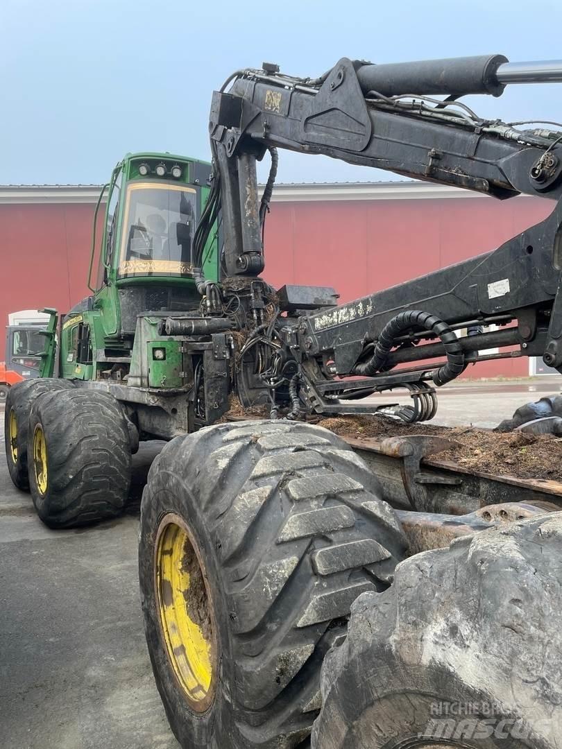 John Deere 1210E 集運機