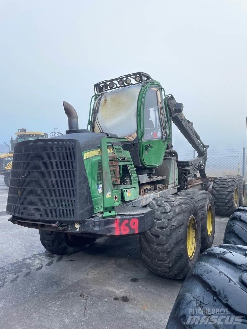 John Deere 1210E 集運機