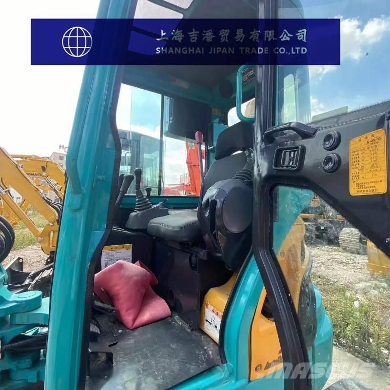 Kubota U 35 小型挖土機/掘鑿機<7t(小型挖掘機)