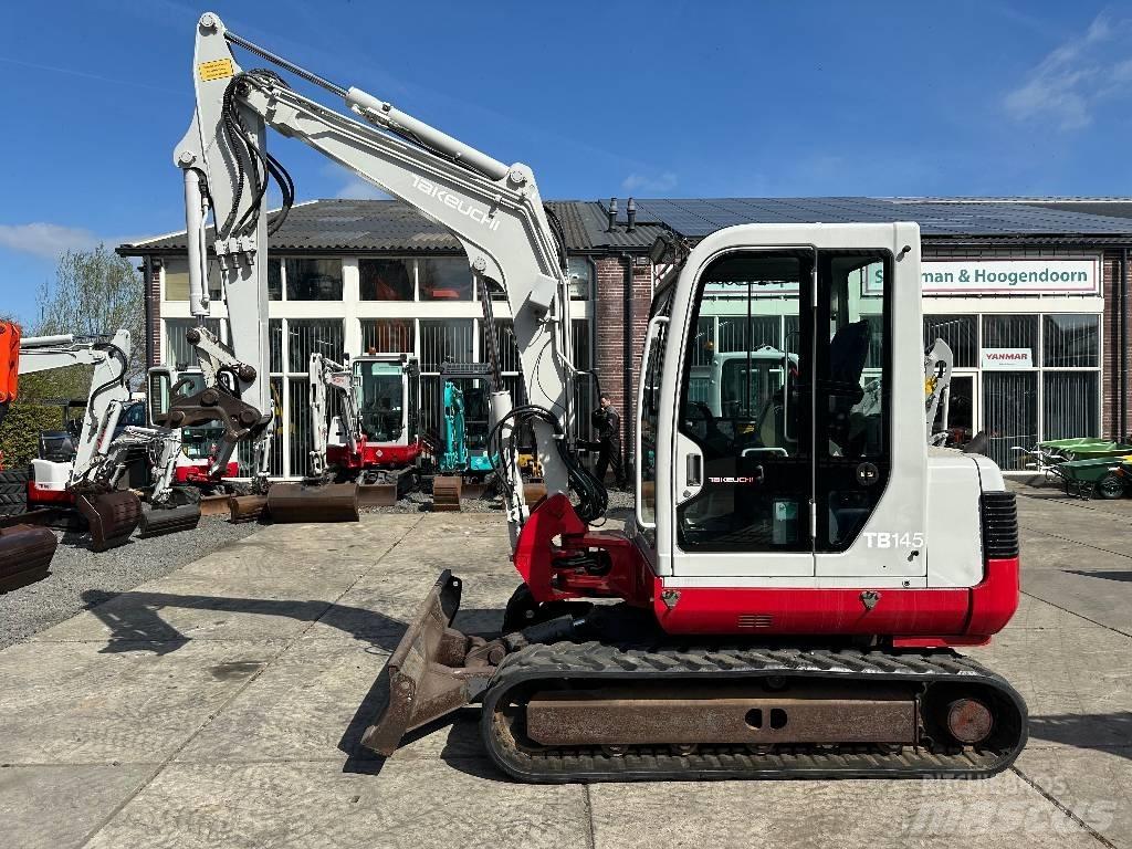 Takeuchi TB 145 小型挖土機/掘鑿機<7t(小型挖掘機)