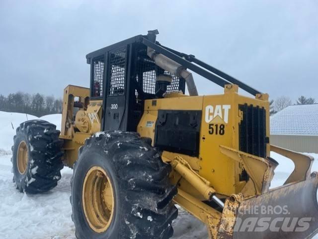 CAT 518 C 集材機