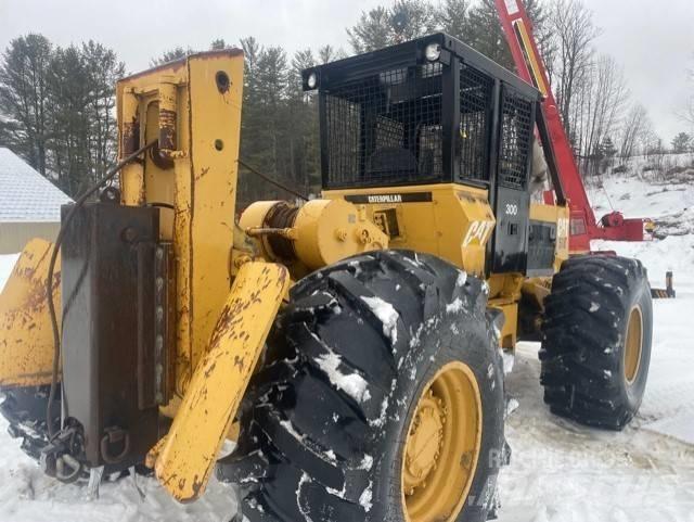 CAT 518 C 集材機