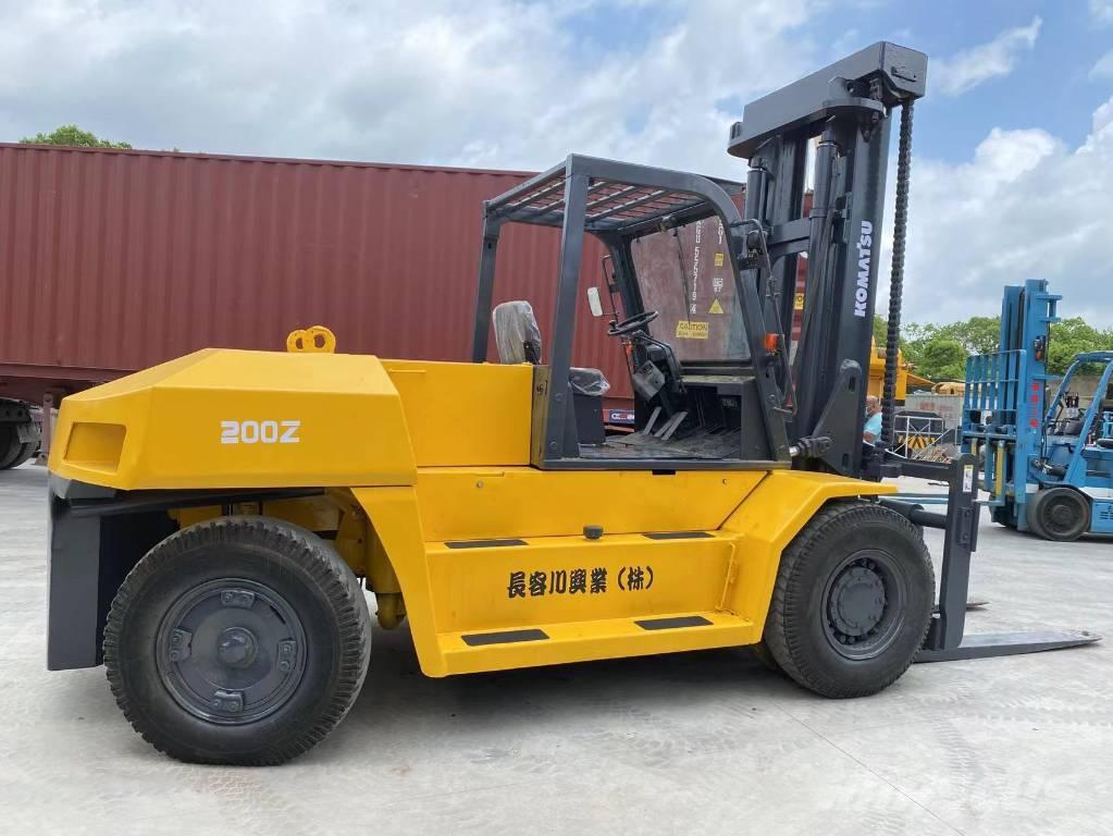 Komatsu FD 160 柴油卡車