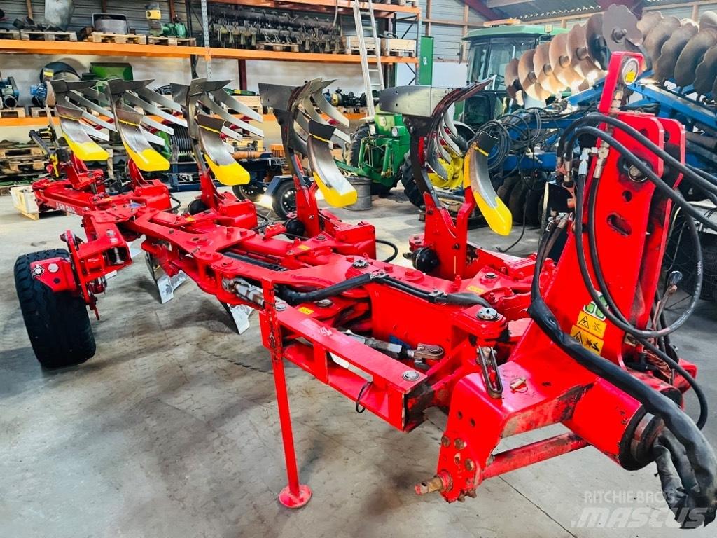 Pöttinger Servo 45 S 雙向犁