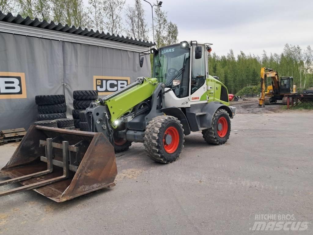 CLAAS 738T 伸縮輪式裝載機