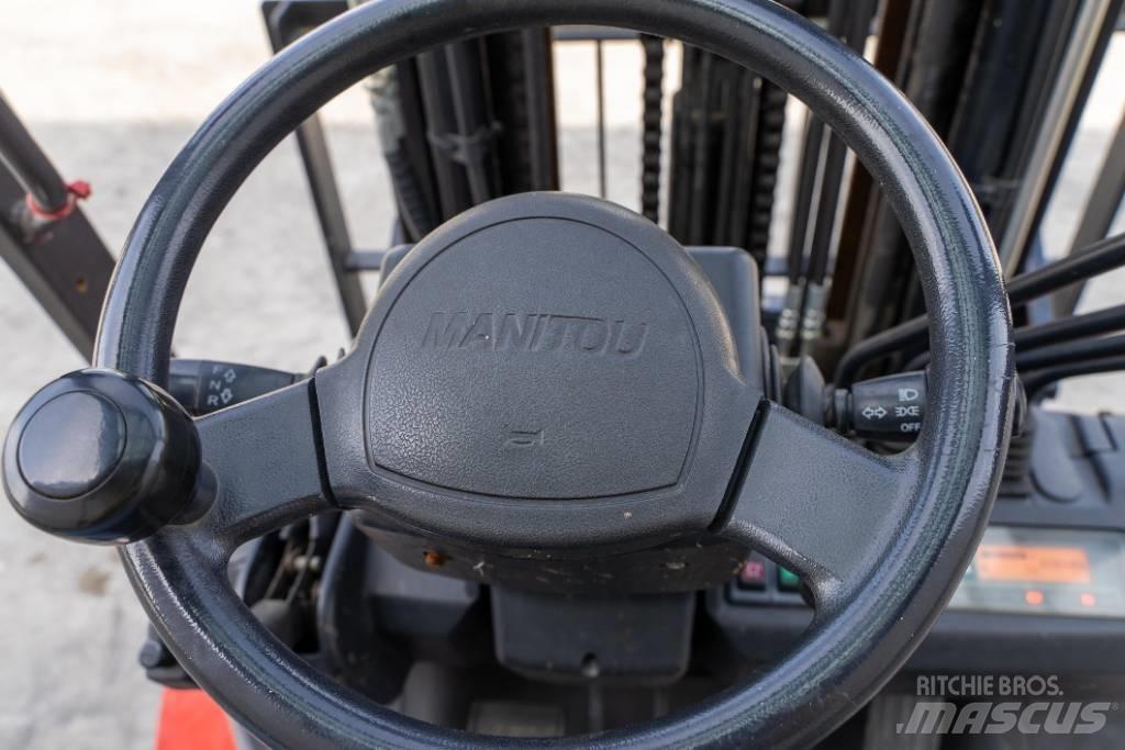 Manitou MI 30 D 柴油卡車