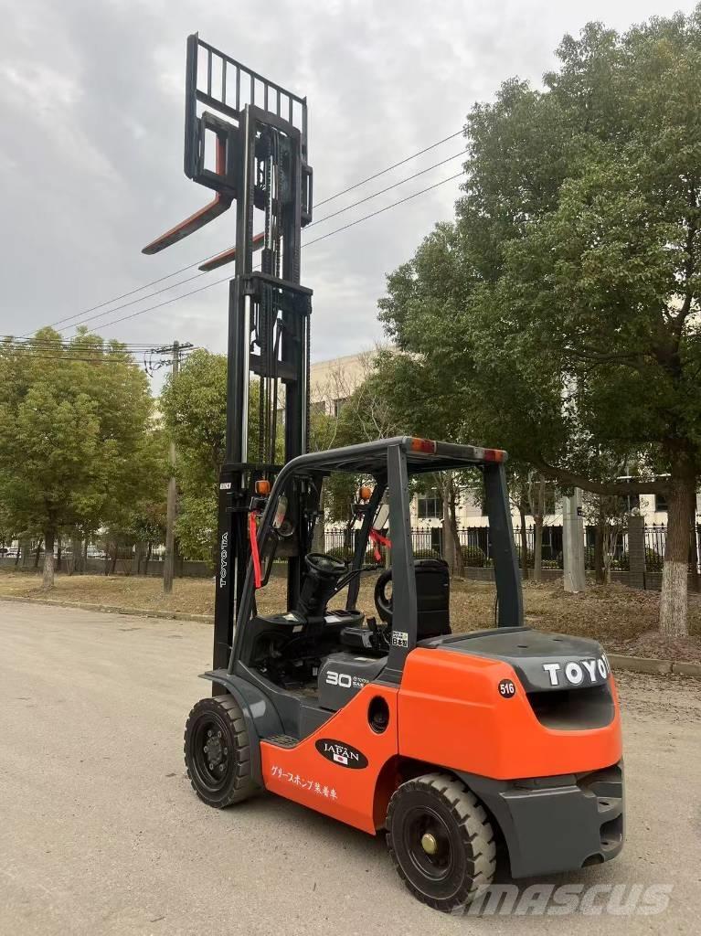 Toyota 3t 柴油卡車