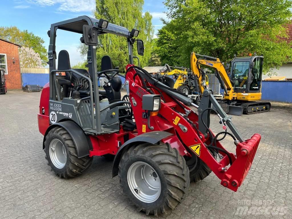 Wacker Neuson WL 20 輪胎式裝載機
