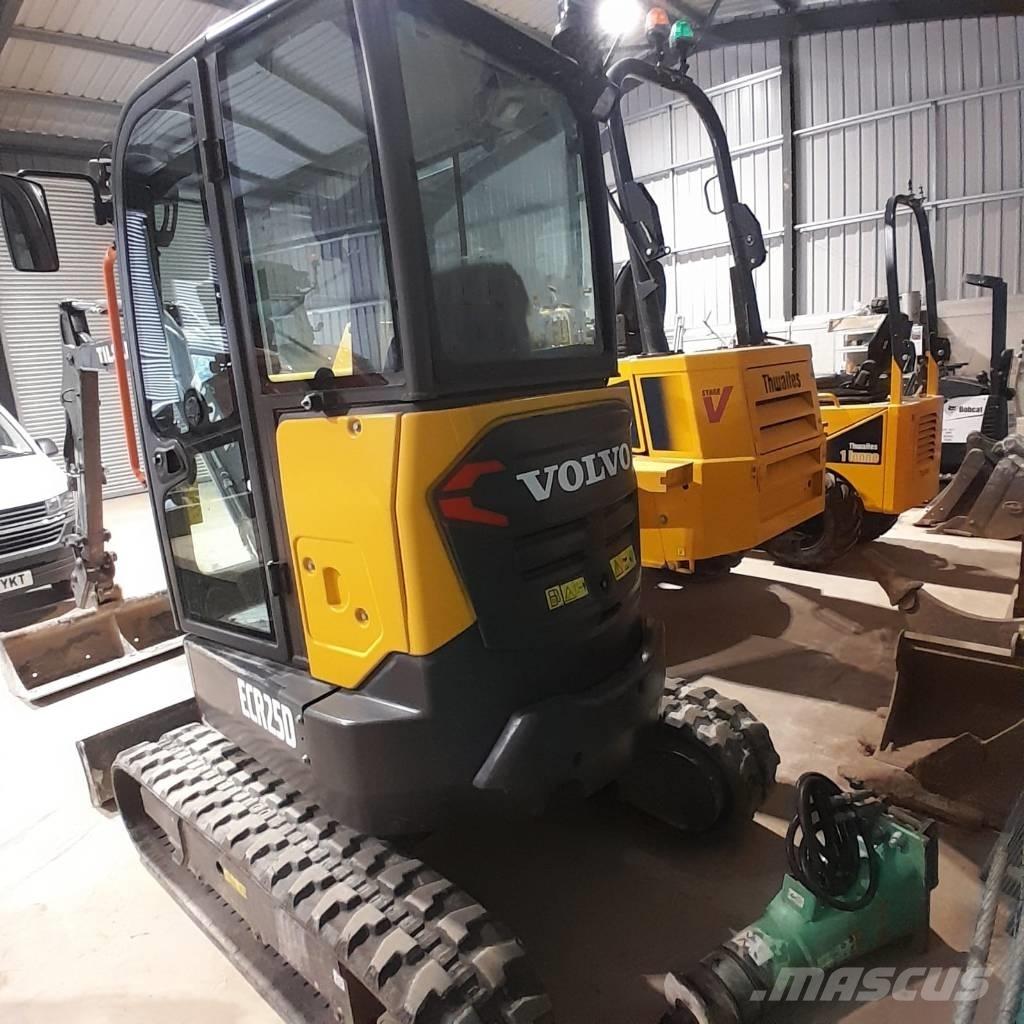 Volvo ECR 25 D 小型挖土機/掘鑿機<7t(小型挖掘機)