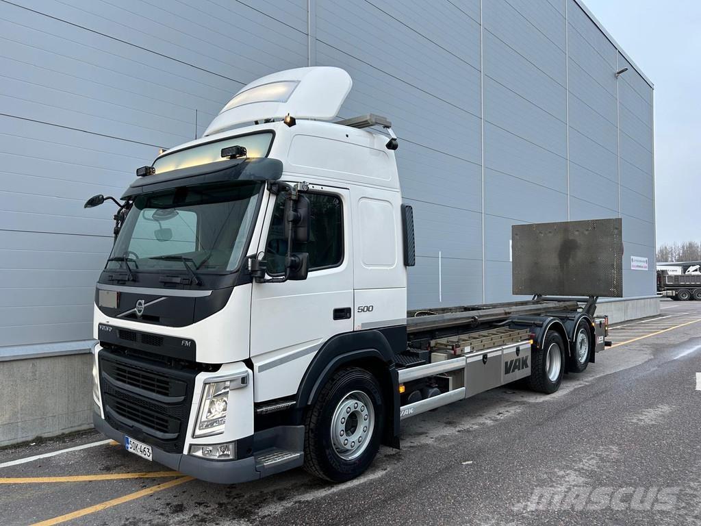 Volvo FM 起重可拆卸式卡車