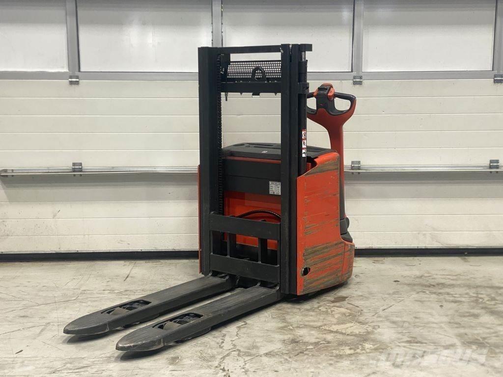 Linde L12 I 行走控制式堆積機