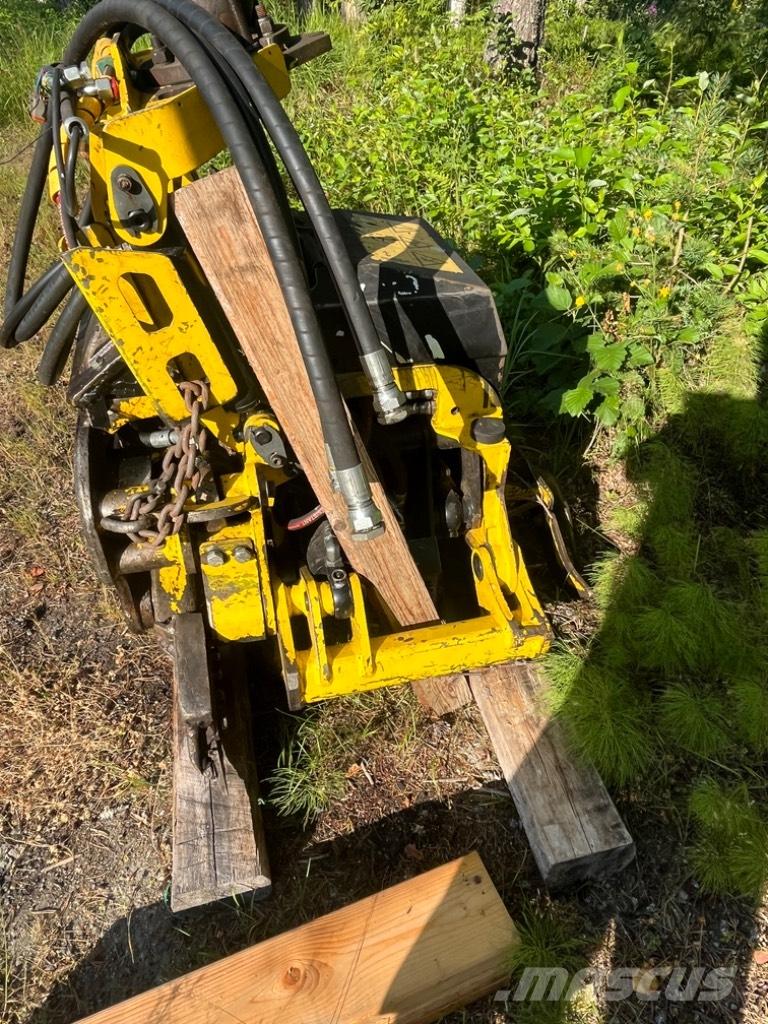 Moipu 300 FI 收穫機頭