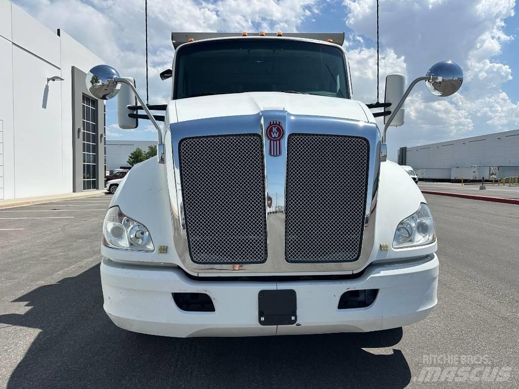Kenworth T 680 傾卸式卡車