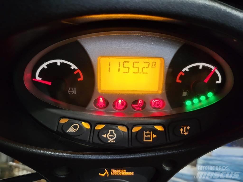Bobcat T870 滑移轉向裝載機