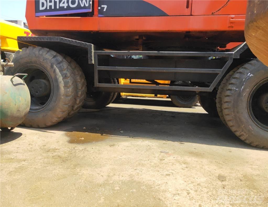 Doosan 140 W 旋轉式挖土機/掘鑿機/挖掘機