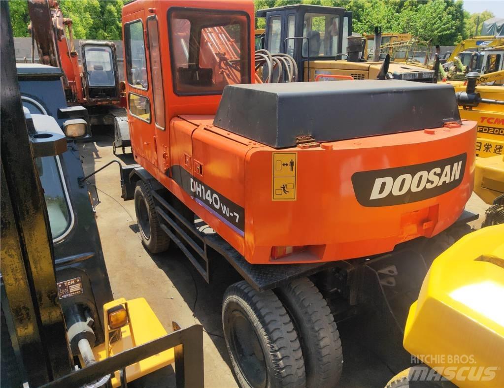 Doosan 140 W 旋轉式挖土機/掘鑿機/挖掘機