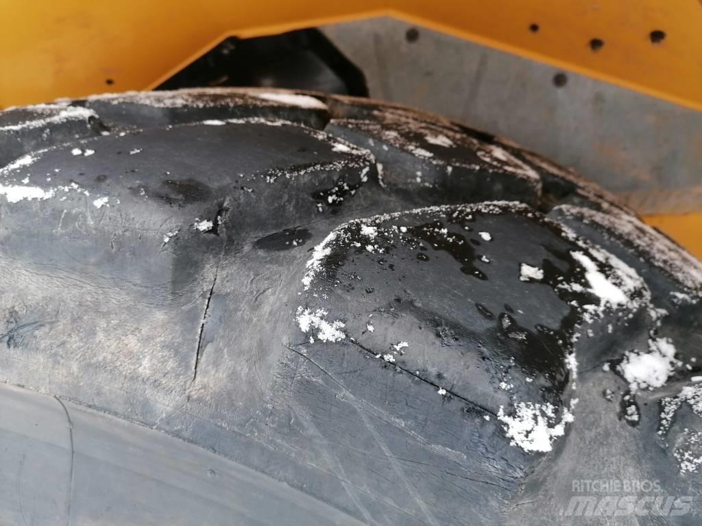 Volvo A 25 G 鉸接式起吊車