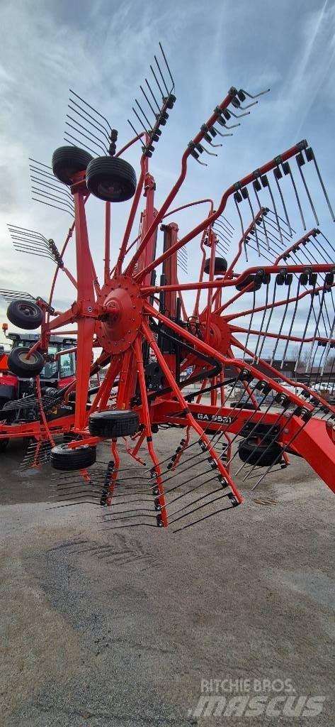 Kuhn GA 9531 堆草機