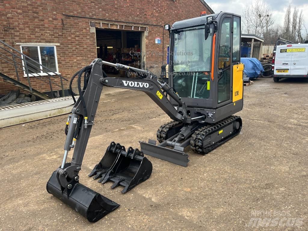 Volvo EC 18 E 小型挖土機/掘鑿機<7t(小型挖掘機)